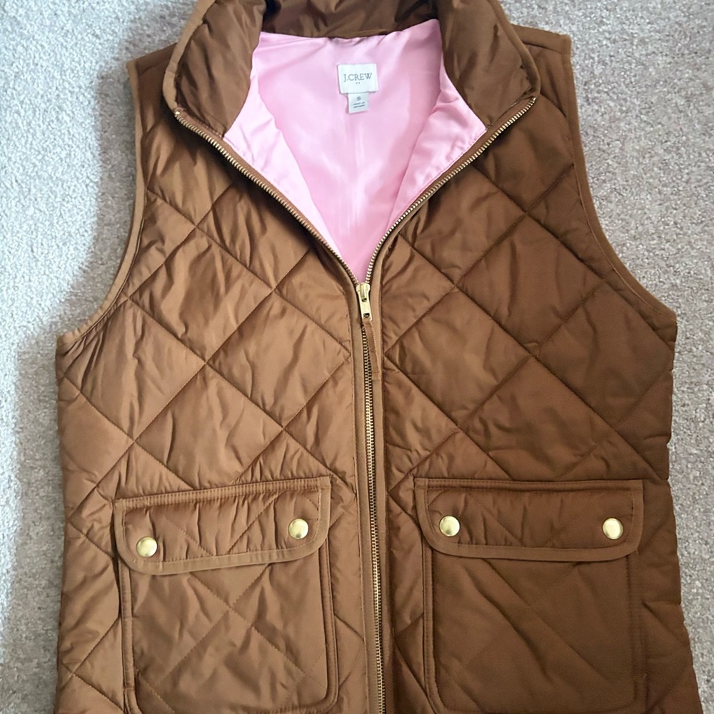 J. Crew Women's Quilted Excursion Vest - Picture 2 of 4